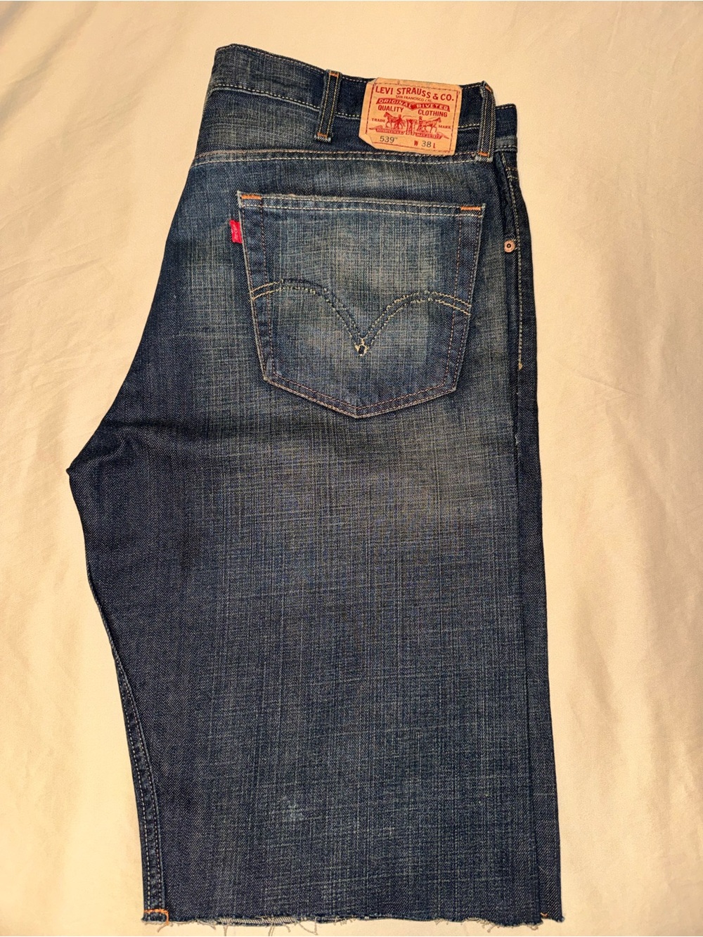 Levi's Men's Dark Blue Denim Relaxed Jeans